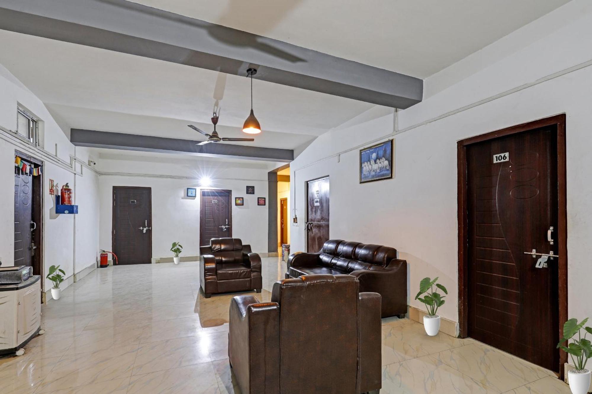 Hotel O Garchuk Market Formerly Trendz Stay Guwahati Dış mekan fotoğraf